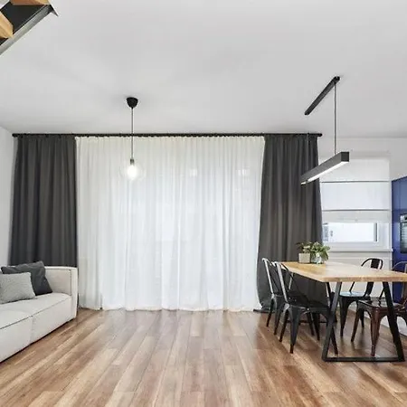 アパート Stylish Two-story - Nowy Oltaszyn